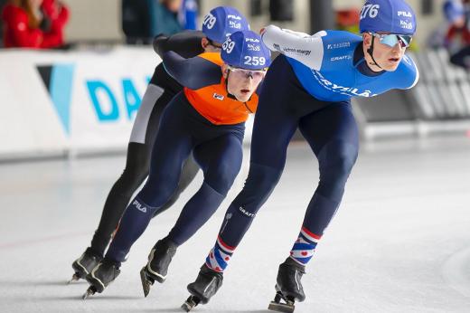 Van jeugdkampioenschap naar seniorendebuut: Rens en Stefan blikken terug