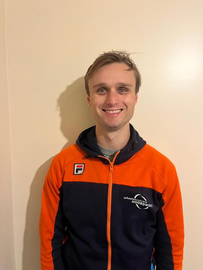  “Ze zijn nog zo stuurbaar” — Ian Quinn over leren, techniek en plezier in schaatsen 