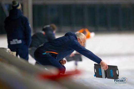 Hoofdcoach Peter over het NK Allround en Afstanden: 'Zowel pieken als dalen.'